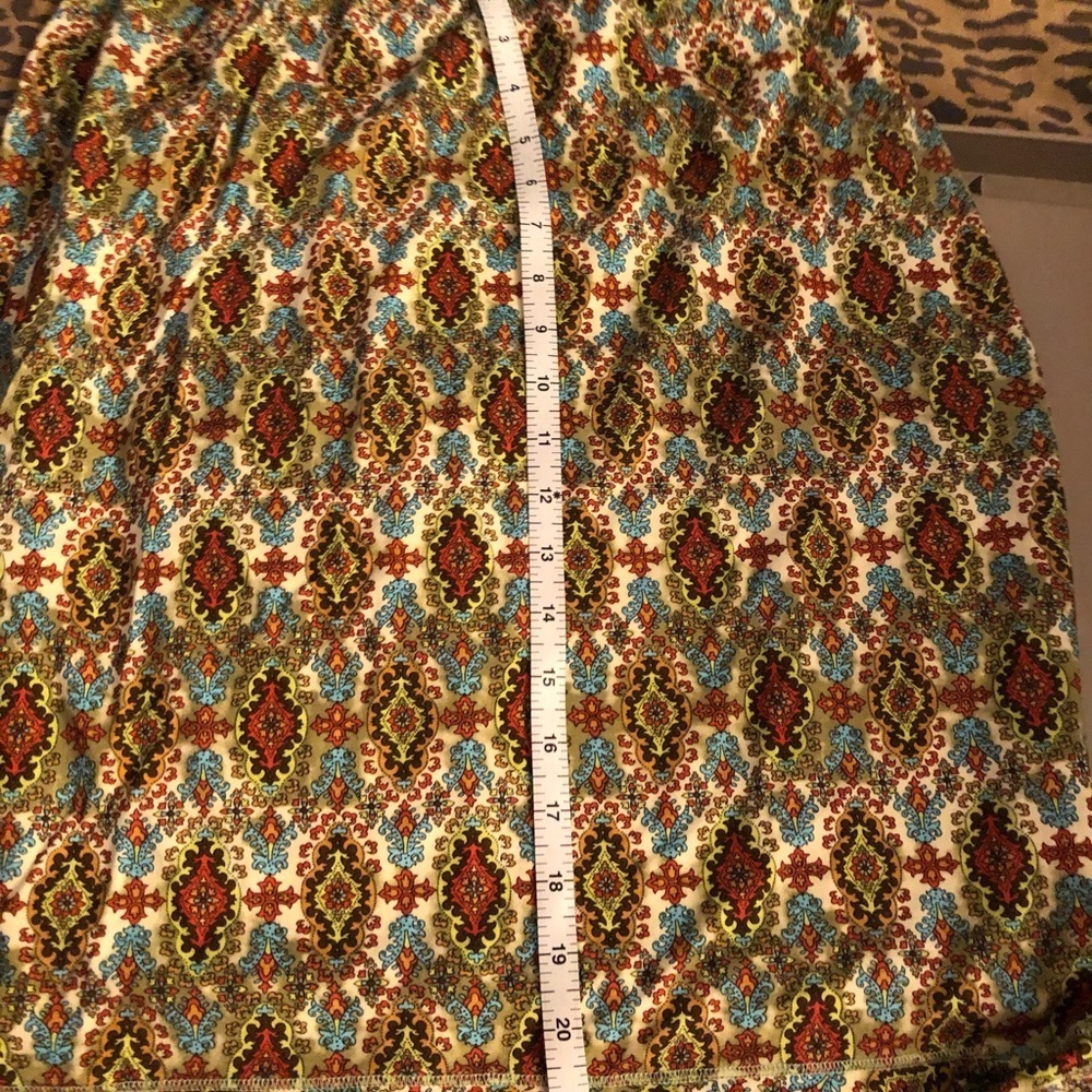 F.R.E.E size large multi color print cotton blend midi skirt with skirt